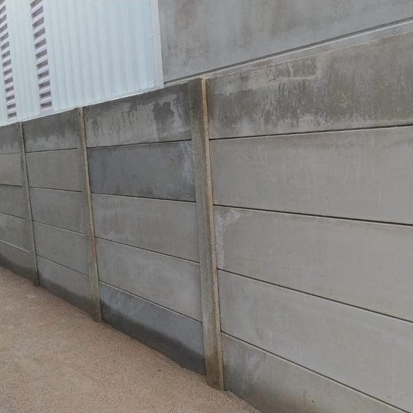 muro de placas de concreto